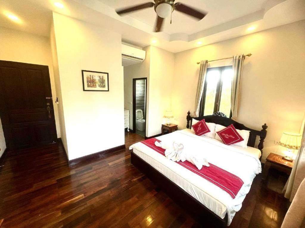 Villa Bouathong Hotels Luang Prabang Luaran gambar